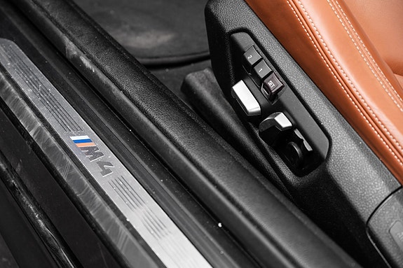 BMW M4 25 of 30