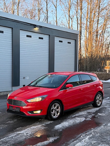 Ford Focus 2 of 5
