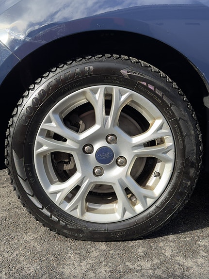 Ford B-MAX 22 of 30