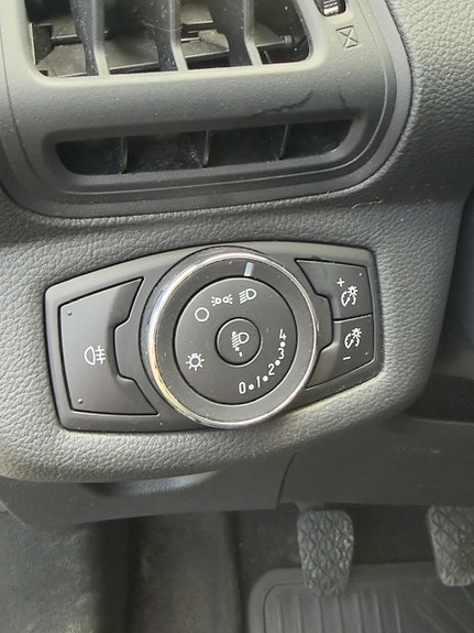 Ford B-MAX 28 of 30