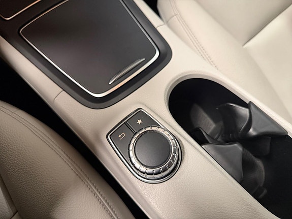 Mercedes-Benz B200 d 23 of 30