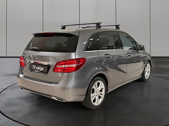 Mercedes-Benz B200 d 5 of 30