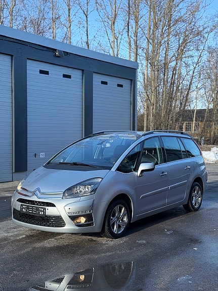 Citroen C4 Picasso 3 of 5