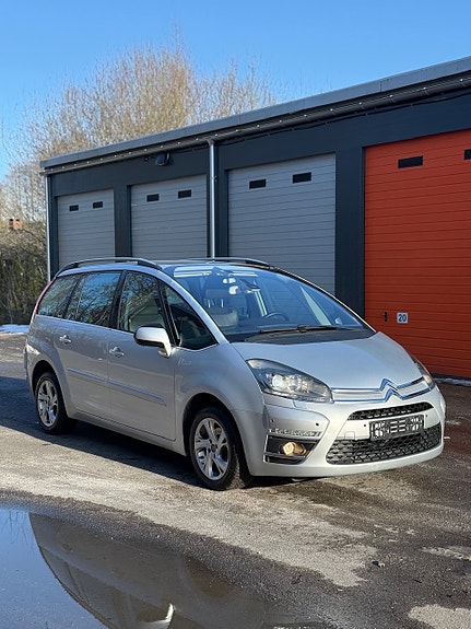 Citroen C4 Picasso 2 of 5