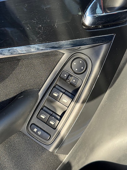 Citroen C4 Picasso 23 of 30