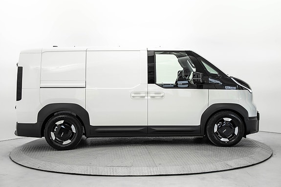 Kia PV5 4 of 5