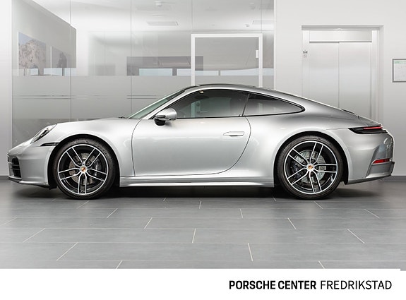 Porsche 911 2 of 5