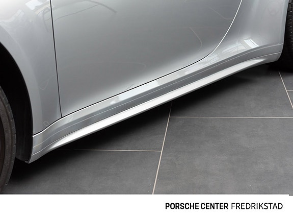 Porsche 911 19 of 30