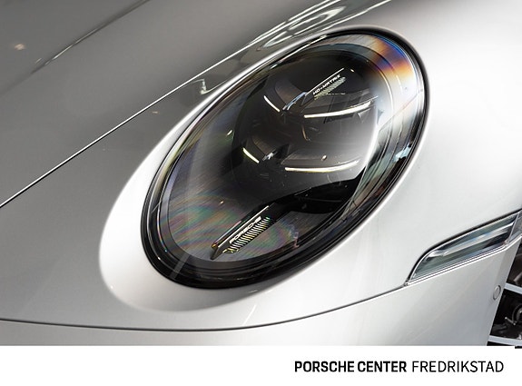 Porsche 911 14 of 30