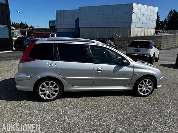 Peugeot 206 4 of 5