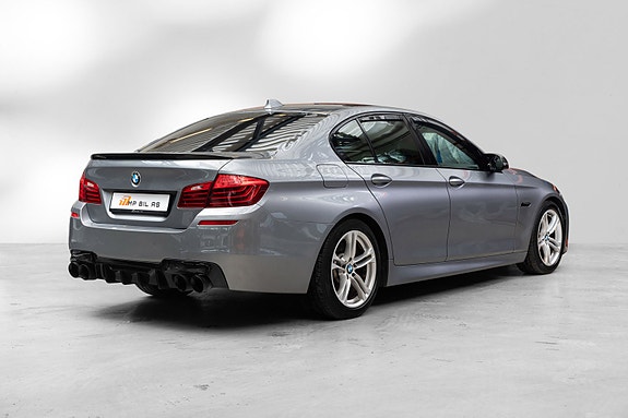 BMW 535i 8 of 29