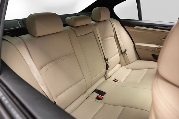 BMW 535i 26 of 29