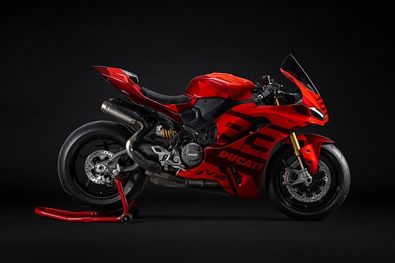 Ducati Panigale V2 S 23 of 25