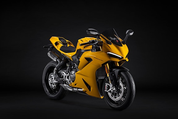 Ducati Panigale V2 S 20 of 25