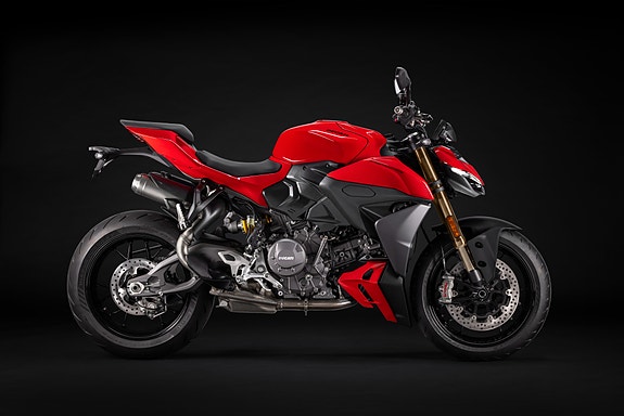 Ducati Streetfighter V2 2 of 5