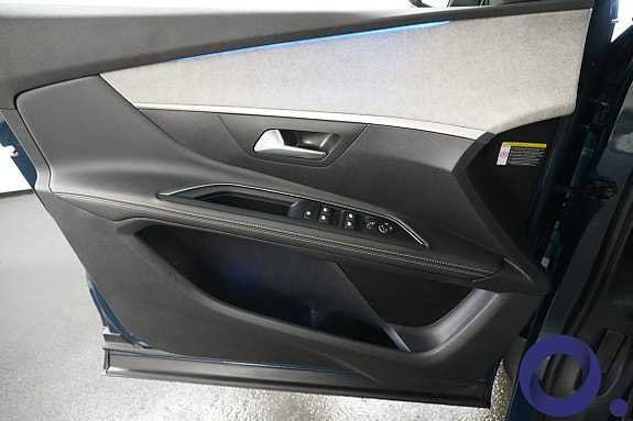 Peugeot 5008 21 of 29