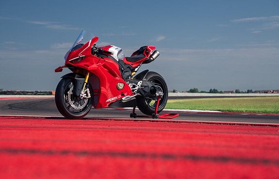 Ducati Panigale V4 R 7 of 22