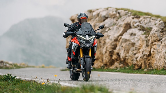 Ducati Multistrada V4 Pikes Peak 7 of 16