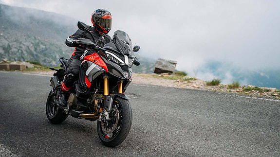 Ducati Multistrada V4 Pikes Peak 2 of 16