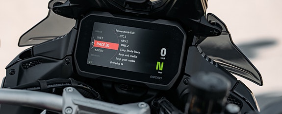 Ducati Multistrada V4 Pikes Peak 8 of 16