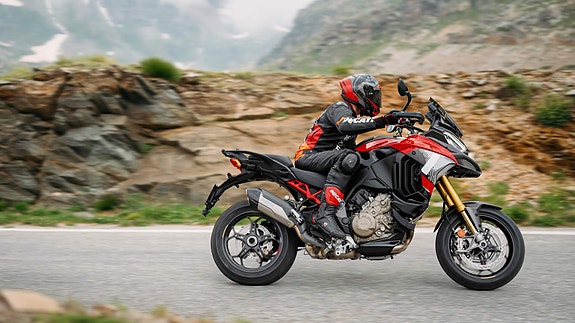 Ducati Multistrada V4 Pikes Peak 6 of 16