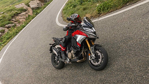 Ducati Multistrada V4 Pikes Peak 3 of 16