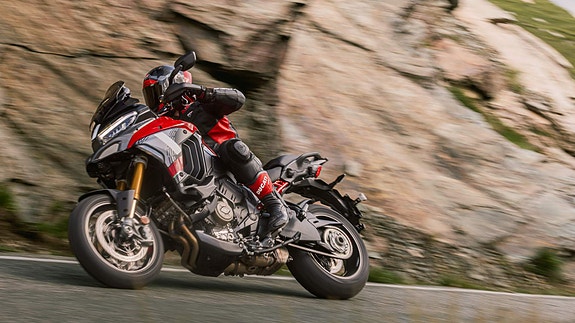 Ducati Multistrada V4 Pikes Peak 5 of 16