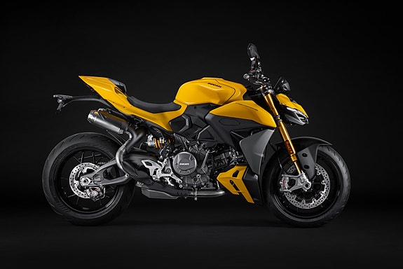 Ducati Streetfighter V2 S 13 of 13