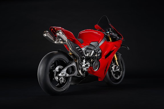 Ducati Panigale V4 S 12 of 15