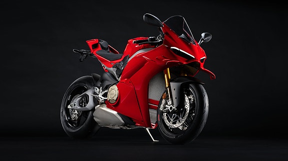 Ducati Panigale V4 S 7 of 15