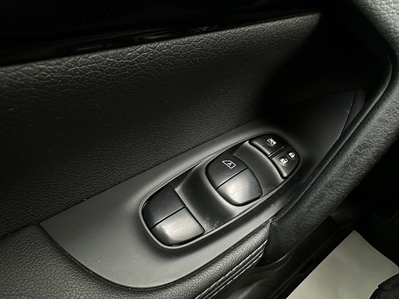 Nissan Qashqai 19 of 30