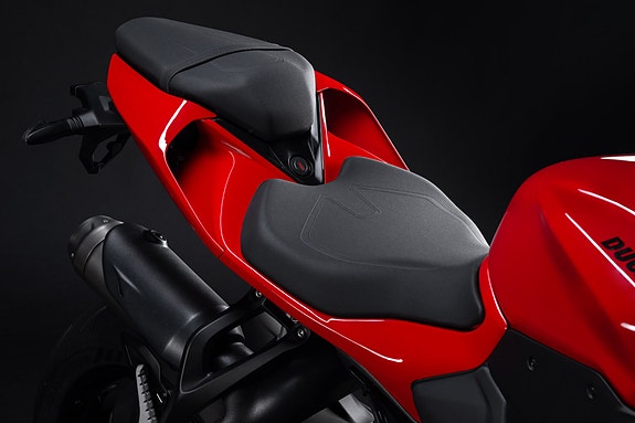 Ducati Panigale V2 7 of 13