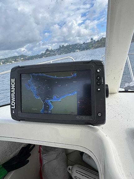 Quicksilver Pilothouse 500 5 of 15