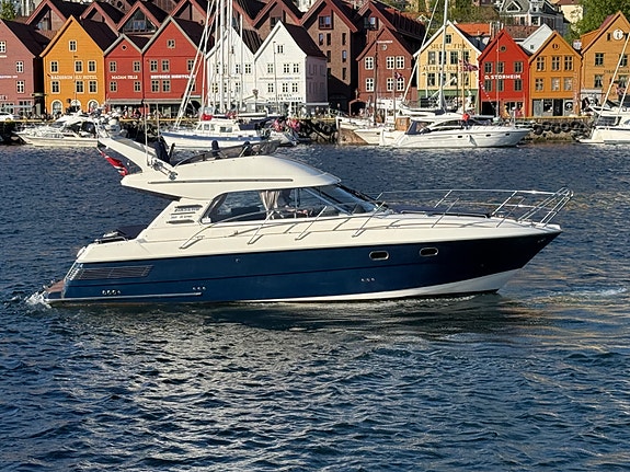 Viksund 360 St Cruz Skipsregistrert, finans. Generator,autopilot,hekk- og baugtr 3 of 5