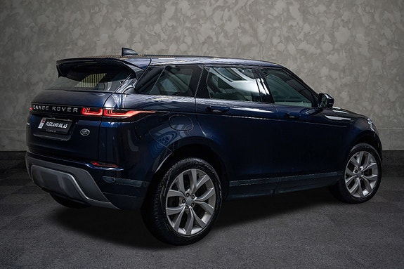 Land Rover Range Rover Evoque 9 of 30
