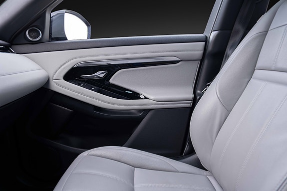 Land Rover Range Rover Evoque 18 of 30