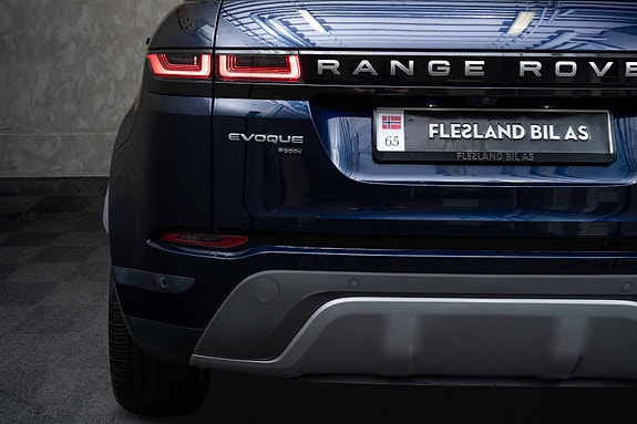 Land Rover Range Rover Evoque 11 of 30