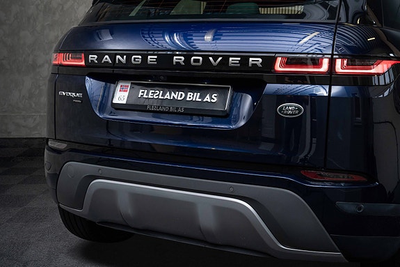 Land Rover Range Rover Evoque 12 of 30