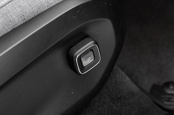Volvo EX90 29 of 30