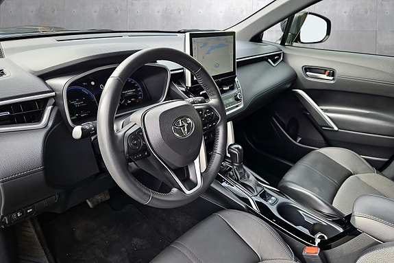 Toyota Corolla Cross 10 of 23