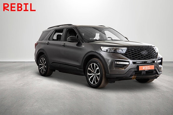 Ford Explorer 4 of 5
