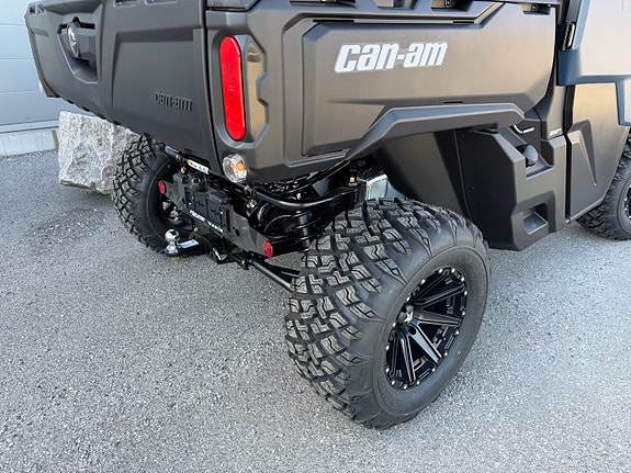 Can-Am Traxter HD9 3 of 11