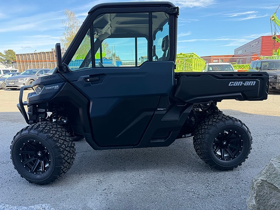 Can-Am Traxter HD9 6 of 11