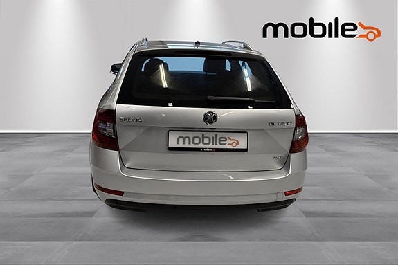 Skoda Octavia 4 of 5