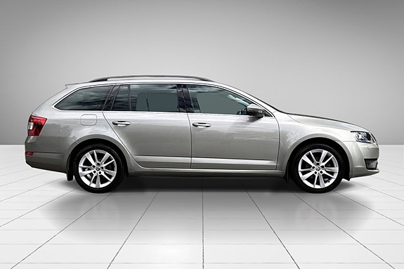 Skoda Octavia 4 of 19