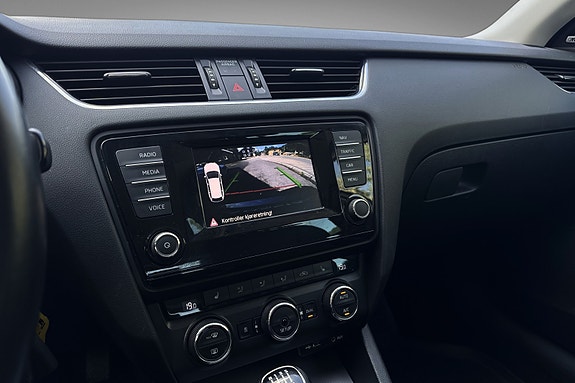 Skoda Octavia 15 of 19