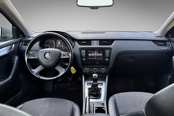 Skoda Octavia 10 of 19