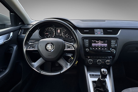 Skoda Octavia 11 of 19