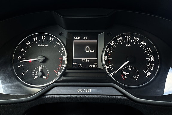 Skoda Octavia 12 of 19