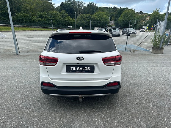 Kia Sorento 5 of 5